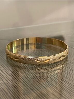 Vintage Solid Satin & Etched Gold-Tone Bangle Bracelet, Stacking - Estate